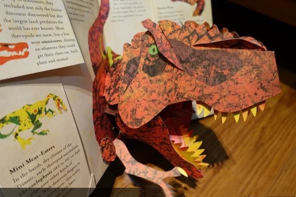 ⏰המחיר הנמוך ביותר מבחינה היסטורית: חסכו 50% -🦖אנציקלופדיה תלת-ממדית של דינוזאורים פרהיסטוריים📙כריכה קשה